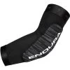Endura SingleTrack Lite II Protège-coude Homme, Noir -ÉQUIPEMENT DE CYCLISME endura singletrack lite ii elbow protectors men black 1